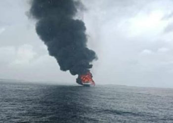 KM Bukit Sumber Poleang Terbakar di Pulau Baliara Bombana