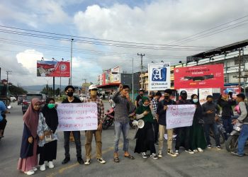 Mahasiswa Kendari Galang Dana Bantu Biaya Pelatda Atlet Dayung di Jabar