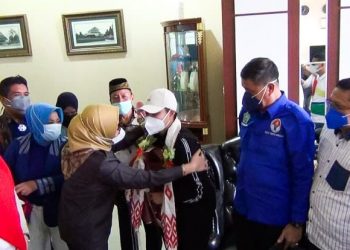 Tak Hanya Dapat Mobil, Pemprov Sultra Abadikan Apriani Rahayu jadi Nama GOR