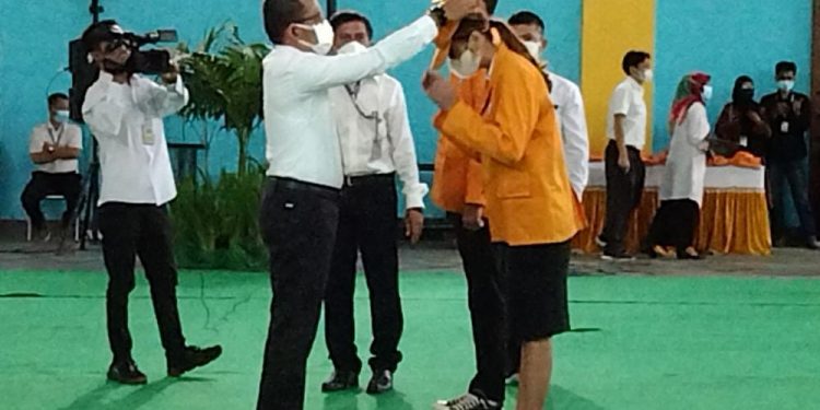 Rektor UHO Sambut Kedatangan 9.787 Mahasiswa Baru