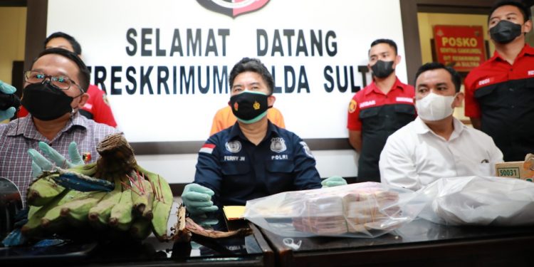 Mengaku Bisa Tarik Uang Ghaib Melalui Ritual, Seorang Kakek di Konawe Selatan Ditangkap Polisi