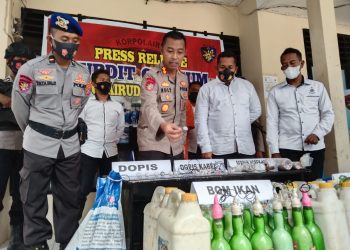 Polisi Amankan Nelayan di Konawe yang Tangkap Ikan Menggunakan Bahan Peledak
