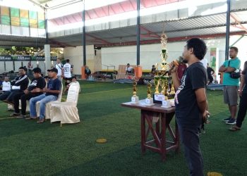 Muna Barat FC Boyong Piala Bergilir Turnamen Futsal IJTI-AMSI