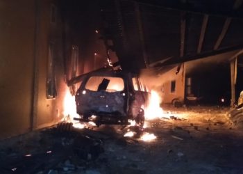Kerusuhan di Buton, Sejumlah Rumah dan Kendaraan Terbakar