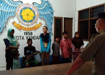 Terjaring Razia, Sekelompok Anak Jalanan di Kota Kendari Kejar-kejaran dengan Satpol PP