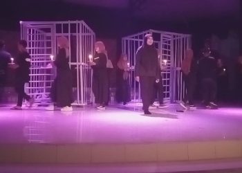 Majukan Seni di Sultra, Mahasiswa FIB UHO Gelar Pertunjukan Drama