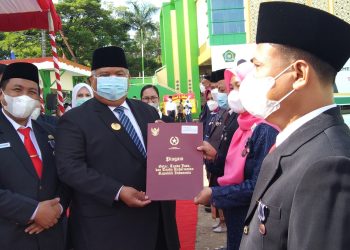 32 PNS di Kanwil Kemenag Sultra Dapat Penghargaan Satyalancana Karya Satya