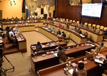 Tok! DPR Setuju Pemilu Serentak Digelar Februari 2024