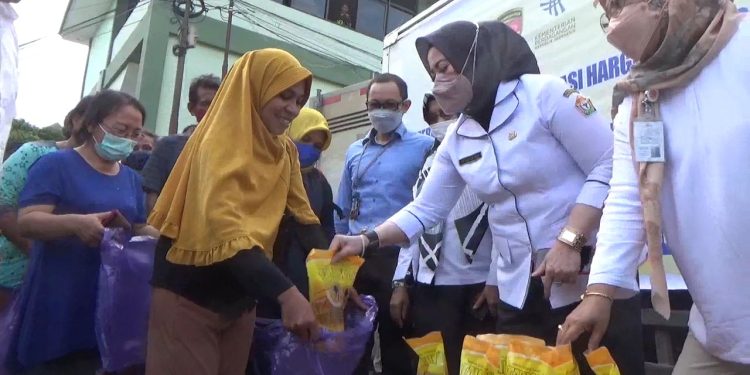 Ketgam : Operasi pasar yang dilakukan oleh TPID Sultra