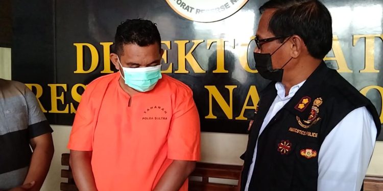 Ketgam: Kasubdit II, Ditresnarkoba Polda Sultra, AKBP Abdul Kadir. Foto: Herlis