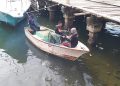 KSOP Kendari Bersihkan Sampah yang Cemari Laut