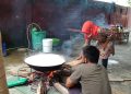 KNPI Sultra Bina Emak-emak Buat Minyak Goreng Tradisional dari Santan Kelapa