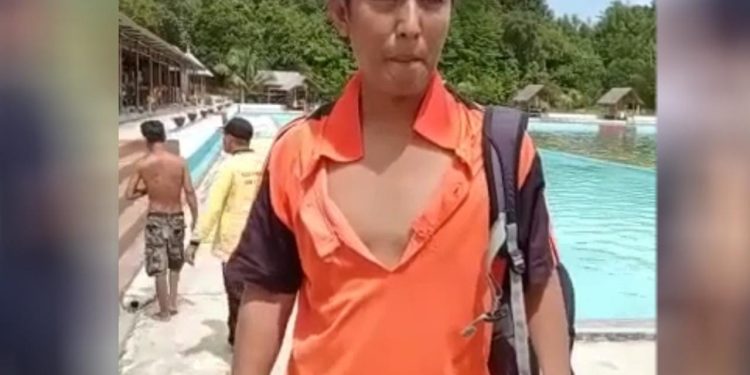 Ketgam: Guru honor yang menjadi korban pengeroyokan bernama Jasman. Foto: Istimewa