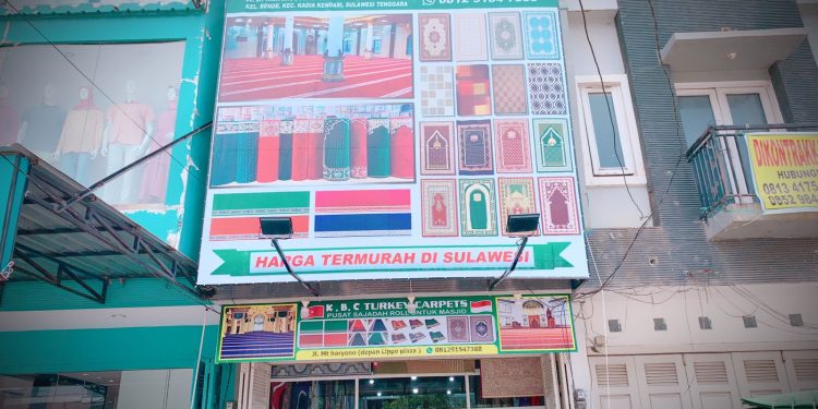Ketgam : Toko K.B.C Turkey Carpet yang berada di Jalan MT Hariono Depan Lippo Plaza Kota Kendari