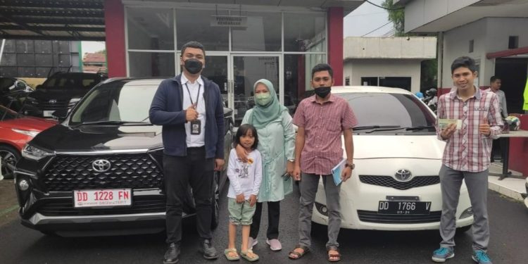Ketgam : Dealer PT Hadji Kalla Toyota Kendari, di Jalan Ahmad Yani, Kecamatan Wuawua, Kota Kendari.