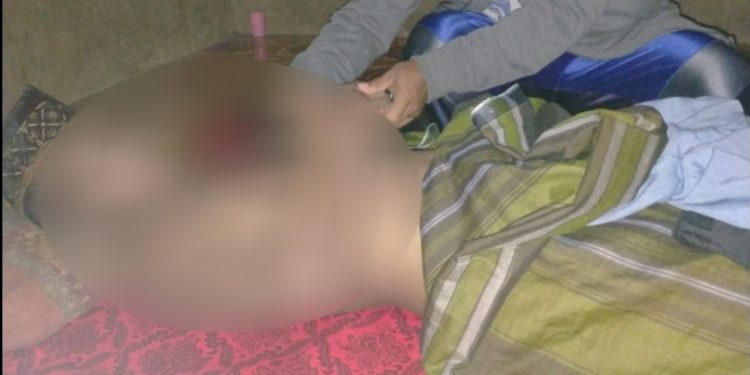 Ketgam: Jenazah korban bernama La Dius (29) warga Dusun Wakongkua, Desa Ambuau Indah, Kecamatan Lasalimu Selatan. Foto: Istimewa