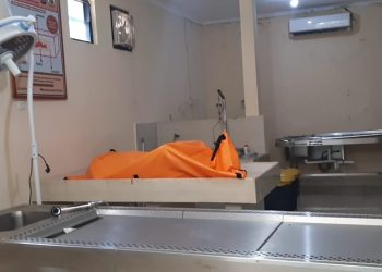 Seorang Pria di Kendari Ditemukan Tewas Misterius Dengan Posisi Mengapung