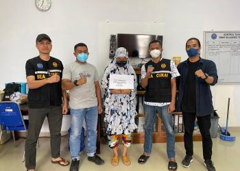 Seorang Ibu Diciduk Bea Cukai Kendari gegara Pesan Ganja Lewat Ekspedisi
