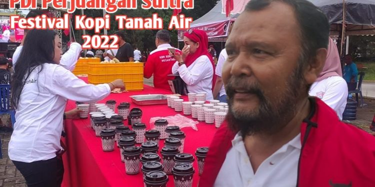 Ketgam: DPD Partai Demokrasi Indonesia Perjuangan (PDIP) Sulawesi Tenggara (Sultra) menggelar kegiatan Festival Kopi Tanah Air di kawasan Eks Tugu MTQ Kota Kendari, Jumat (27/5/2022).
