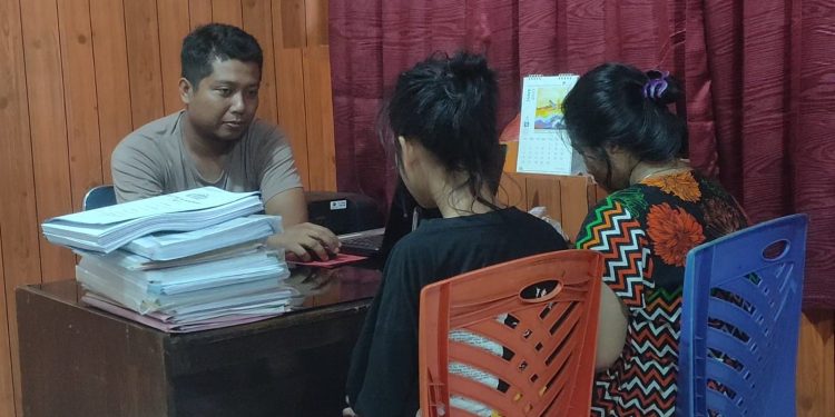 Dua pelaku pengeroyokan di Kendari diringkus polisi. Foto: Herlis