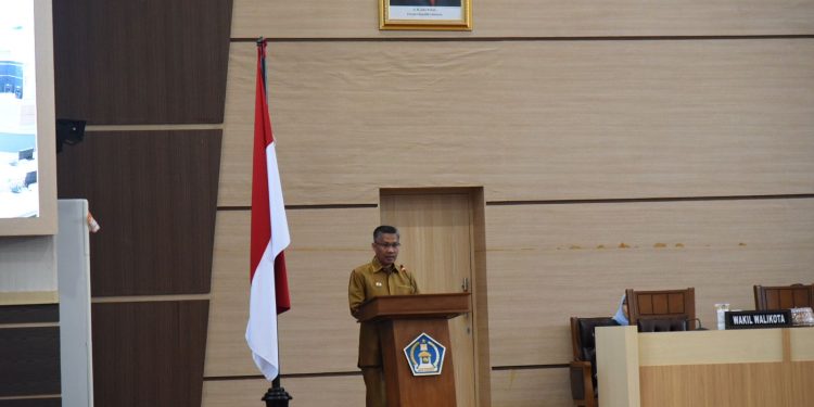 Ketgam : Walikota Kendari, Sulkarnain Kadir.