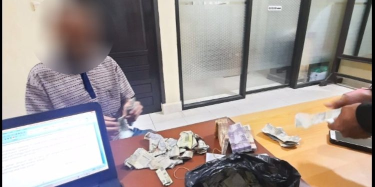 Ketgam : Pelaku pencurian kotak amal Masjid Raya Al-Kautsar
Foto : istimewa