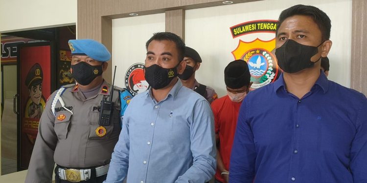 Ketgam : Pria bernama Amri diamankan polisi gegara nekat bisnis sabu. Foto: Herlis