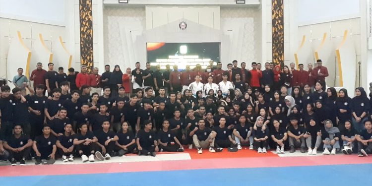 Ketgam : Para atlet dari Kontingen Sultra yang akan bertanding pada POMNas 2022 di Sumbar
Foto : Annisa Aprilia Monoarfa