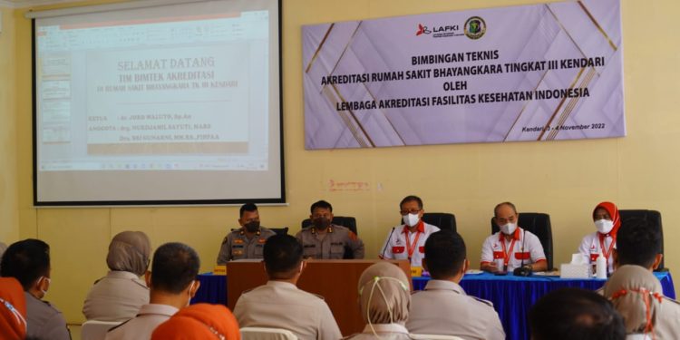 Ketgam: Suasana Bimtek di RS Bhayangkara Kendari. Foto: Istimewa