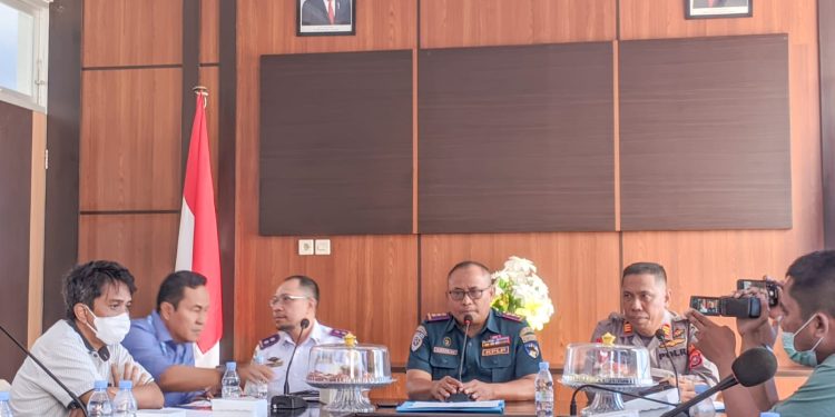 Ketgam : Konferensi Pers KSOP Kendari dan PT Pelindo Regional IV Kendari, Rabu 16 November 2022.