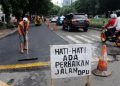 Perbaikan Jalan di Muna Barat Dinilai Tidak Transparan