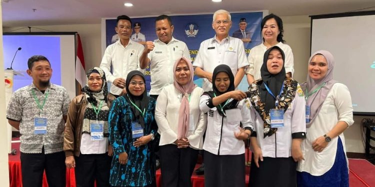 Ketgam: Sejumlah guru mitra yang mengikuti pelatihan guna peningkatan kualitas pelajar SLB. Foto: Istimewa