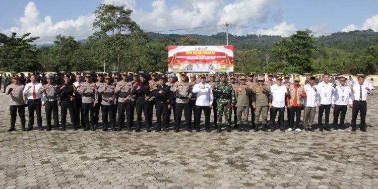Apel gelar pasukan jelang pemilihan Kepala Desa Pemerintah Daerah Kabupaten Konawe Utara, Rabu 24 Mei 2023.
