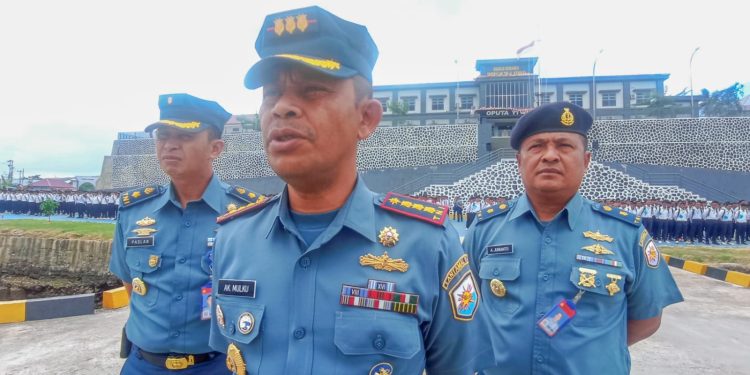 Kolonel Laut (P) Abdul Kadir Mulku Zahari.
