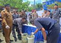 Peringati HUT ke- 78, TNI AL di Baubau Musnahkan Belasan Botol Bom Ikan