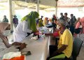 Warga Nikmati Pengobatan dan Sunatan Massal Gratis oleh BPW KKSS Sultra di Muna