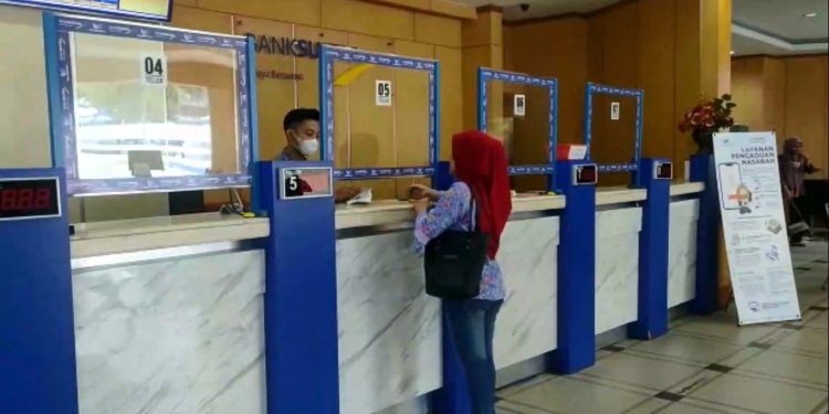 Pelayanan Nasabah di Bank Sultra