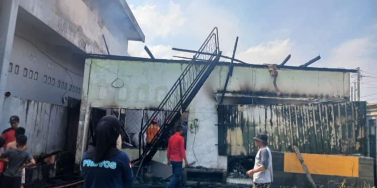 Kondisi rumah usai dilalap api.
