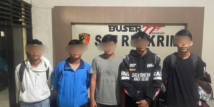 Tersangka diamankan di Polresta Kendari