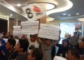 Warga Konsel Menangis Dihadapan Capres Anies Baswedan Minta Hentikan Tambang di Pemukimanan