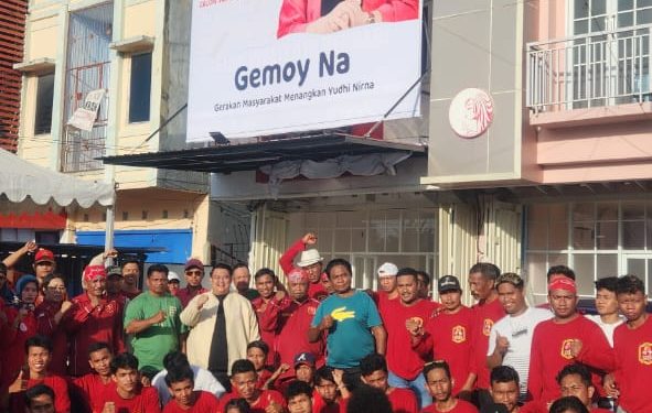 Deklarasi dukungan pasangan Wali Kota Kendari Yudhi-Nirna.