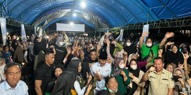 ASR bersama warga di Kabupaten Kolaka