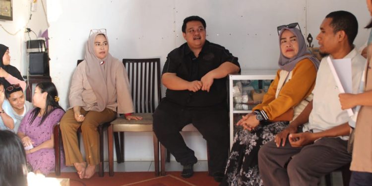 Paslon Wali Kota Kendari Yudhi-Nirna Blusukan ke Kecamatan Kambu, Jemput Aspirasi Warga