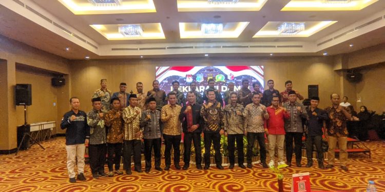 Deklarasi Pilkada Damai Polresta Kendari bersama KPU dan Bawaslu Kabupaten Konawe Kepulauan.
