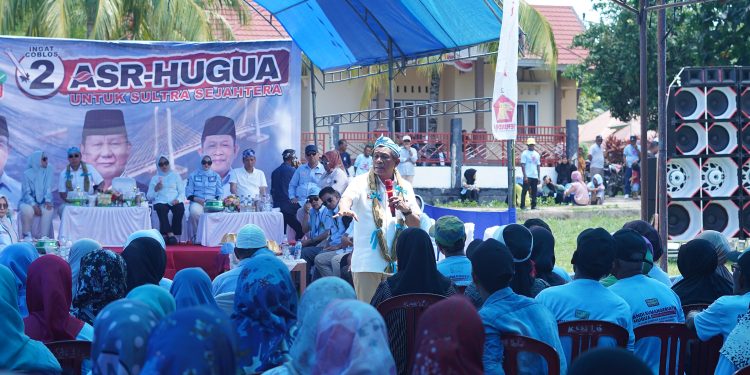ASR-Hugua berkampanye dihadapan warga Kaledupa, Wakatobi (Foto: Istimewa)