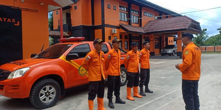 Tim Basarnas Kendari dikerahkan mencari korban hilang di Soropia