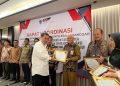 Pemprov Sultra Raih Penghargaan Nasional Berkat Inovasi Konsolidasi Pengadaan Aspal Buton
