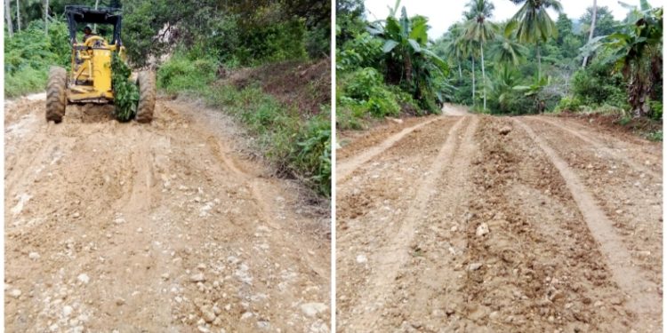 PUPR Butur Genjot Perbaikan Jalan Wamboule–Wantulasi, Penimbunan Dilakukan Saat Cuaca Membaik. (Foto: Istimewa)