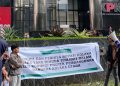 Massa Ampuh Sultra berunjuk rasa di Gedung KPK RI, Jakarta, Selasa (12/8/2025). (Foto: Istimewa)