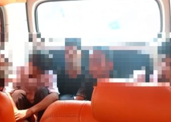 Curi Helm saat Salat Jumat di Masjid Raudhatul Jannah Kendari, Seorang Pelajar dan 3 Rekannya Diamankan, Jumat (17/10/2025). (Foto: Istimewa)